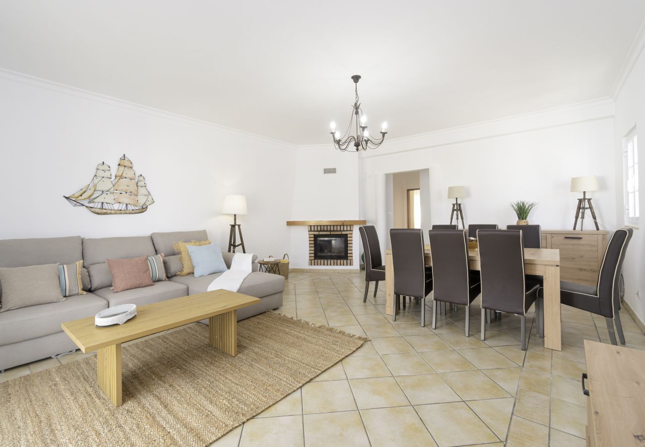 Villa in Albufeira - Villa Menina - Private Pool & Barbecue