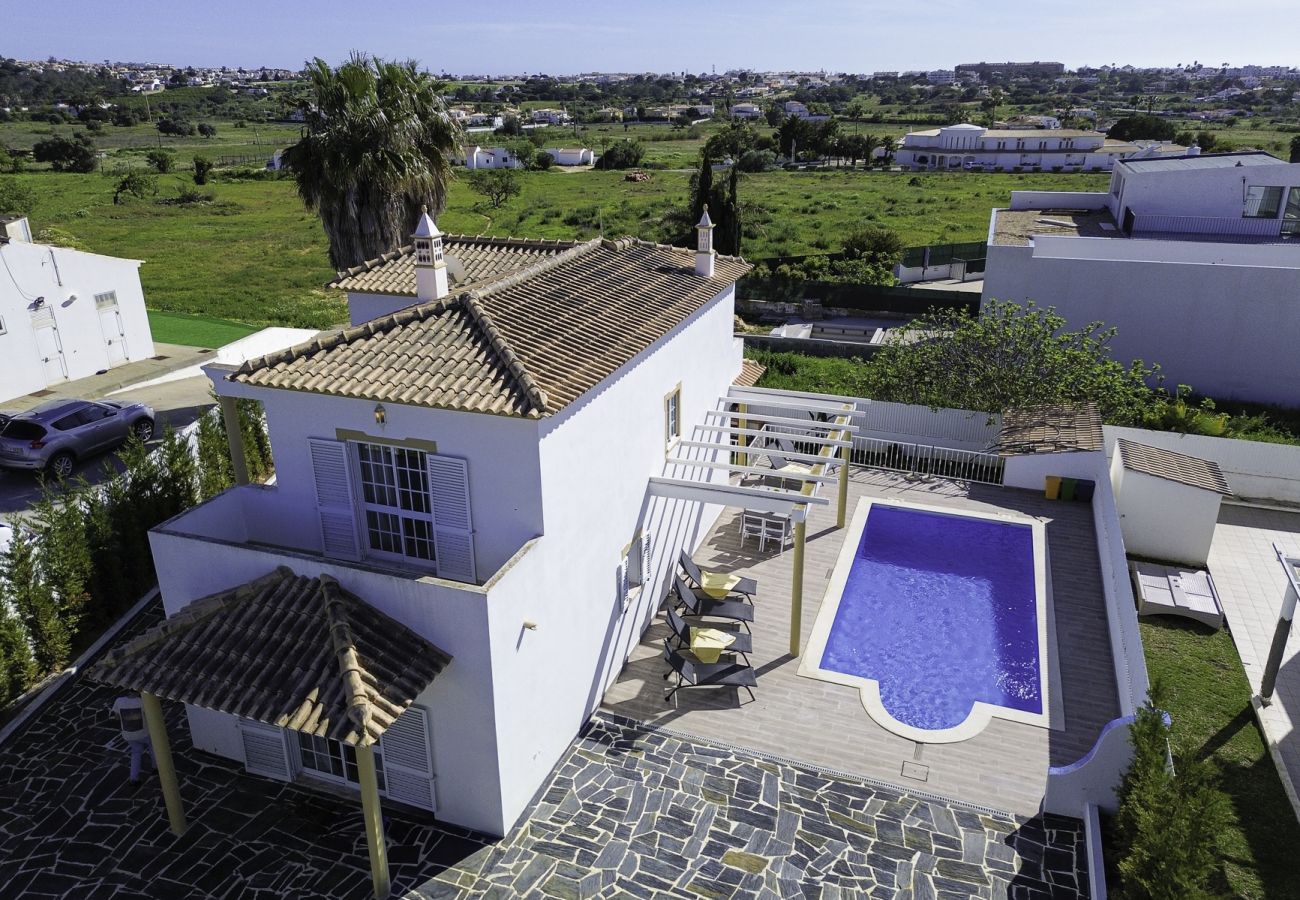Villa in Albufeira - Villa Menina - Private Pool & Barbecue