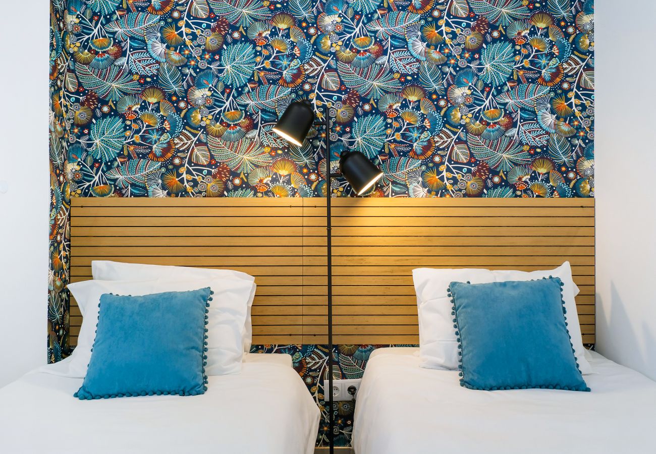 Apartment in Albufeira - Boat Apt OCV – 100m from beach, with pool