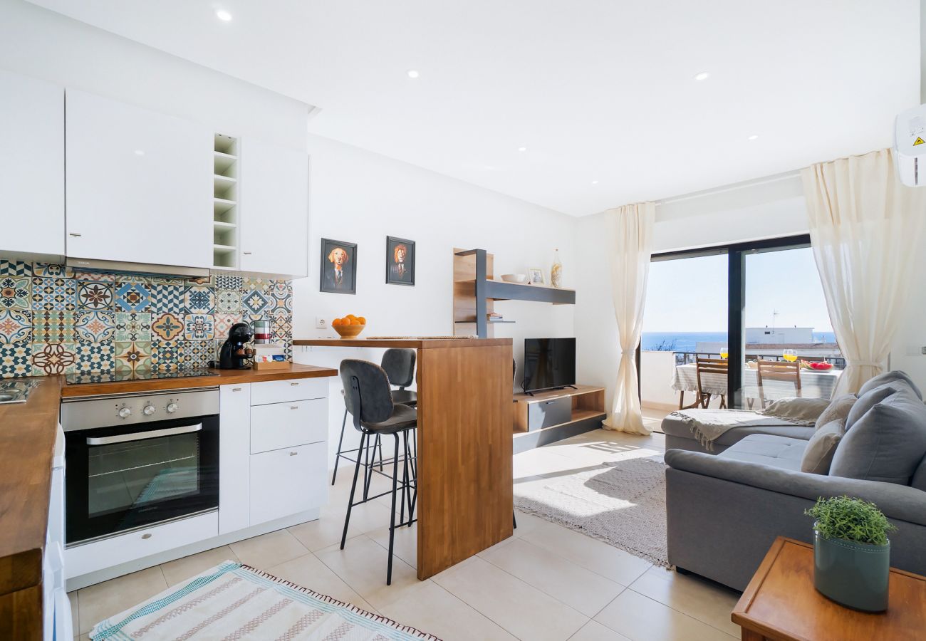 Apartment in Albufeira - Boat Apt OCV – 100m from beach, with pool