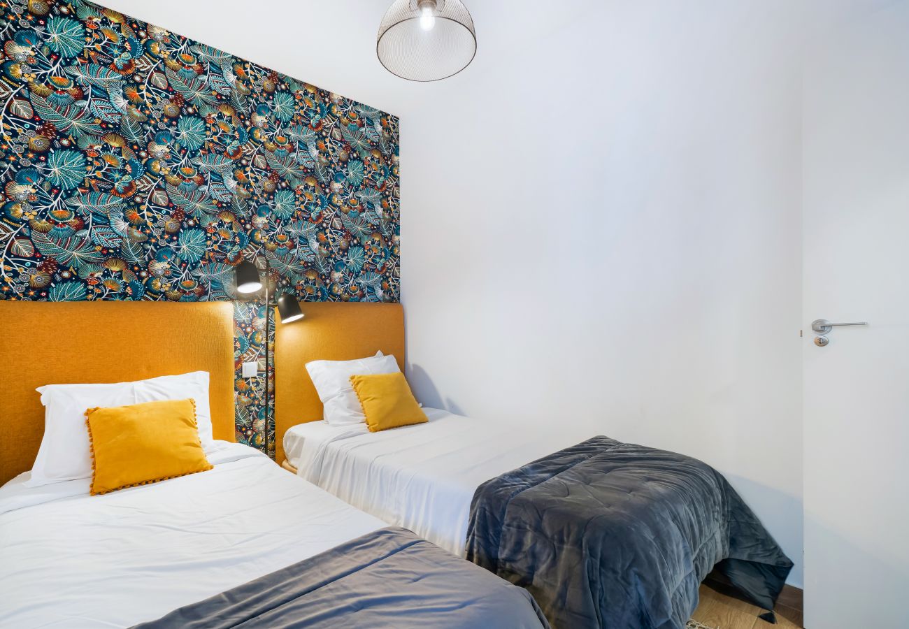 Apartment in Albufeira - Boat Apt OCV – 100m from beach, with pool