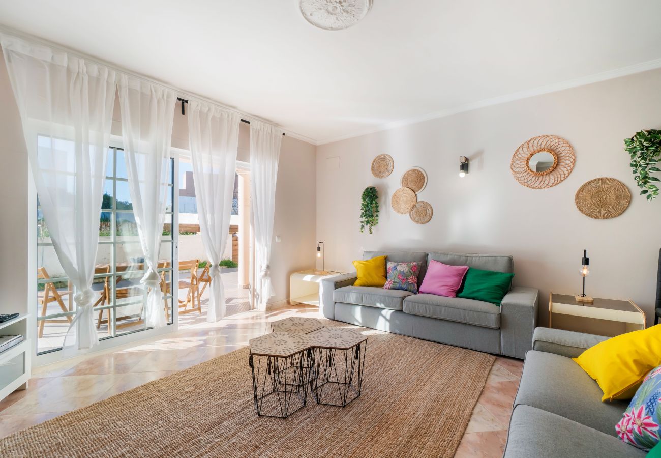 Villa in Albufeira - Villa Umbelina OCV - 5min Arrifes Beach - Games Room