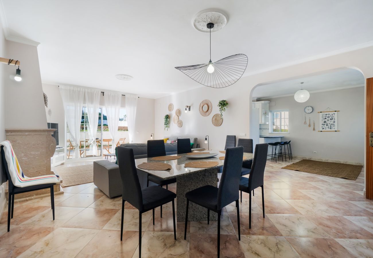 Villa in Albufeira - Villa Umbelina OCV - 5min Arrifes Beach - Games Room