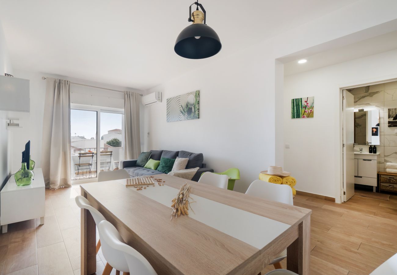 Apartment in Albufeira - Boat Apt OCV – 100m from the Beach with Pool