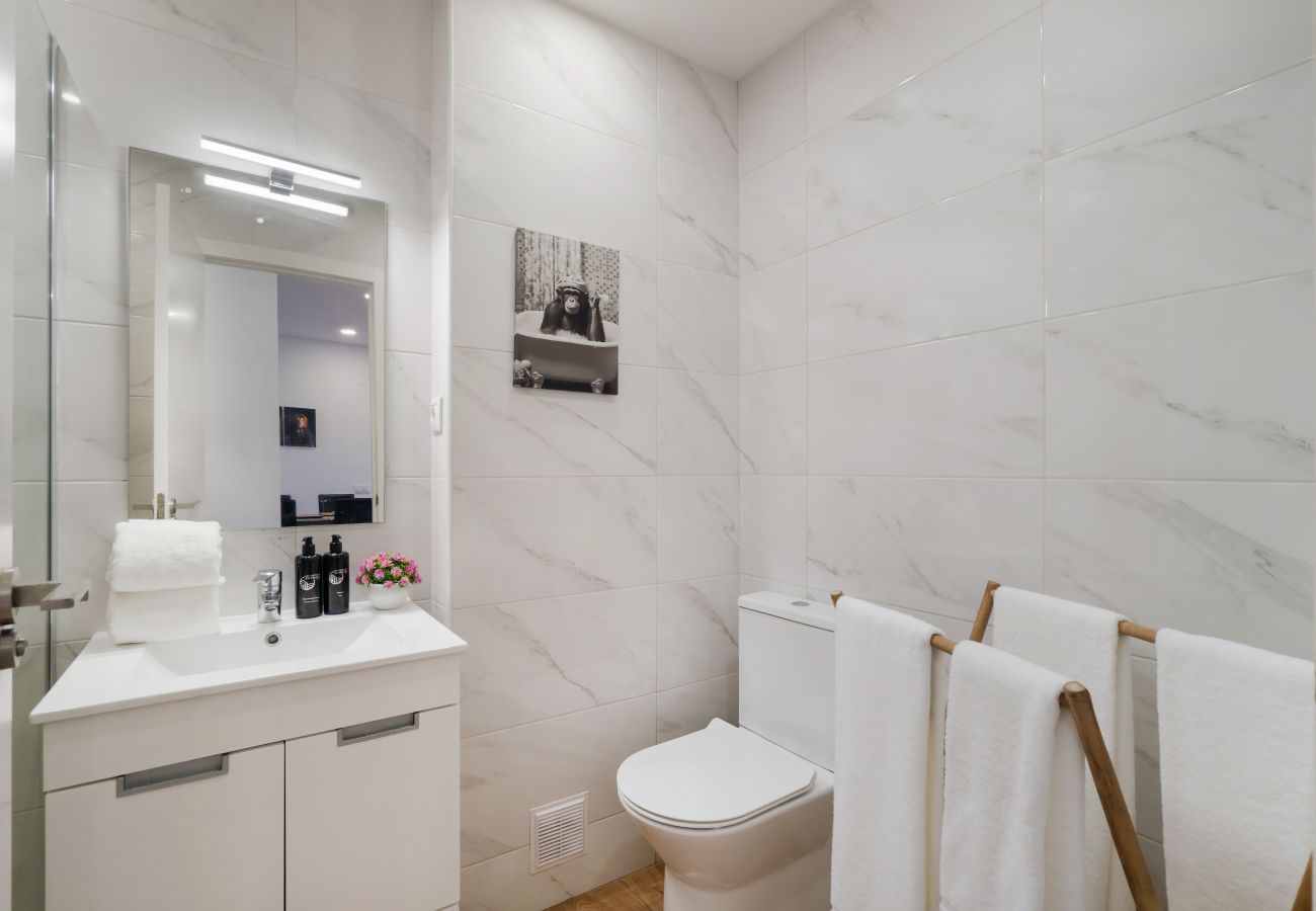 Apartment in Albufeira - Boat Apt OCV – 100m from beach, with pool