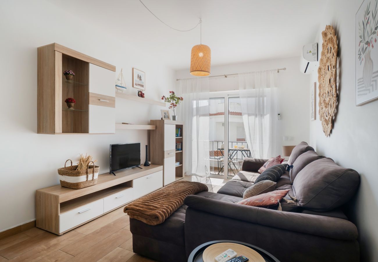 Apartment in Albufeira - Boat Apt OCV – 100m from beach, with pool