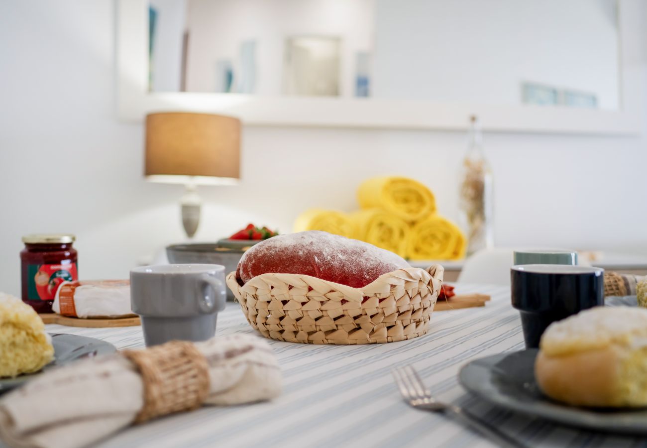 Apartment in Albufeira - Boat Apt OCV – 100m from beach, with pool