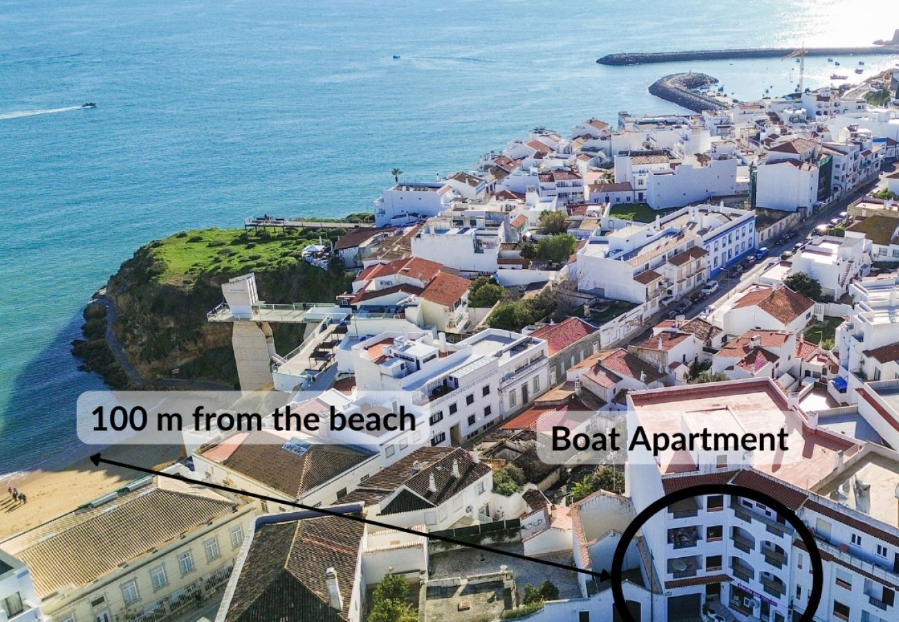 Apartment in Albufeira - Boat 2 Apt OCV – 100m from the Beach with Pool