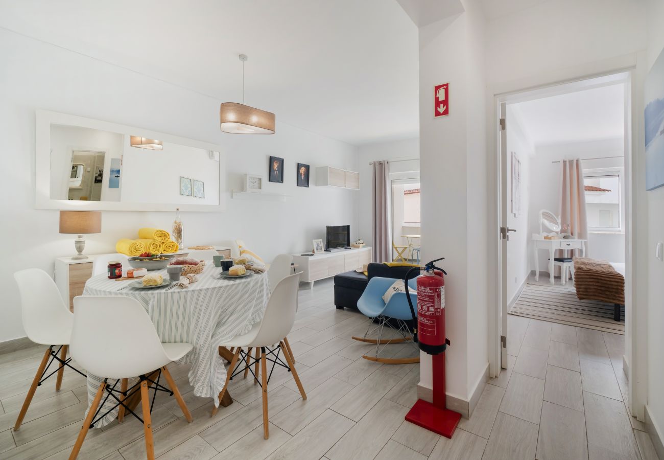 Apartment in Albufeira - Boat 4 Apt OCV – Near the Beach (100m) with Pool