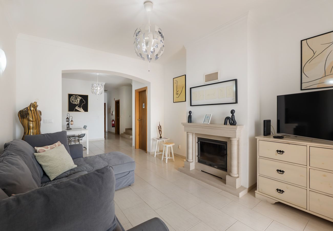 Villa in Albufeira - Sunny Terrace House | BBQ, Pool & Relax