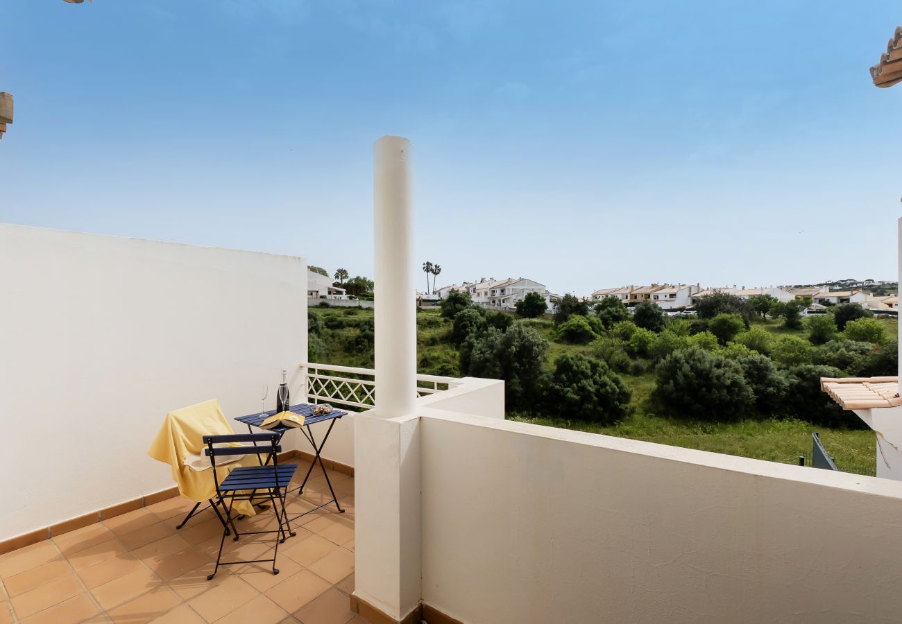 Villa in Albufeira - Sunny Terrace House | BBQ, Pool & Relax