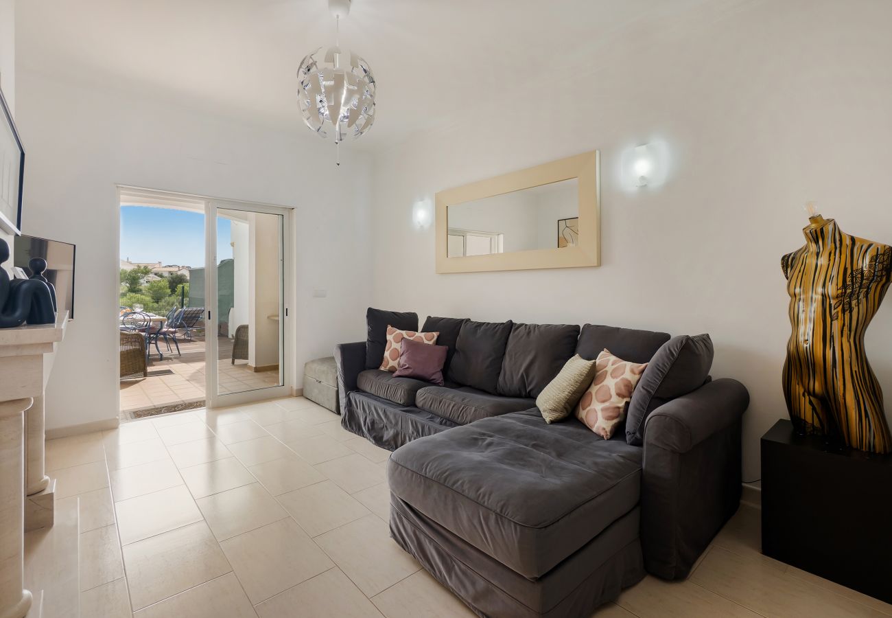 Villa in Albufeira - Sunny Terrace House | BBQ, Pool & Relax