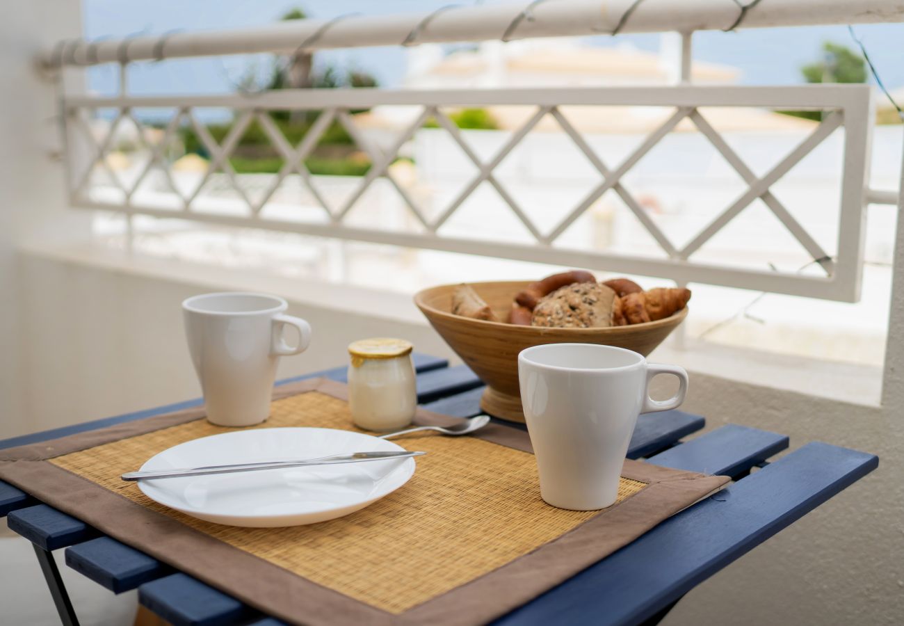 Villa in Albufeira - Sunny Terrace House | BBQ, Pool & Relax