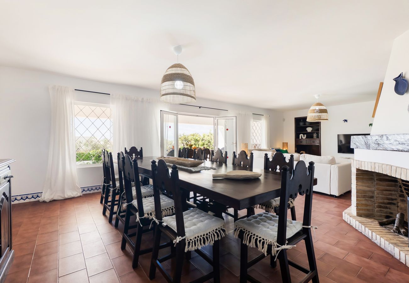 Villa in Armação de Pêra - New Listing | Exclusive Ocean View Villa | 2Min to Beach