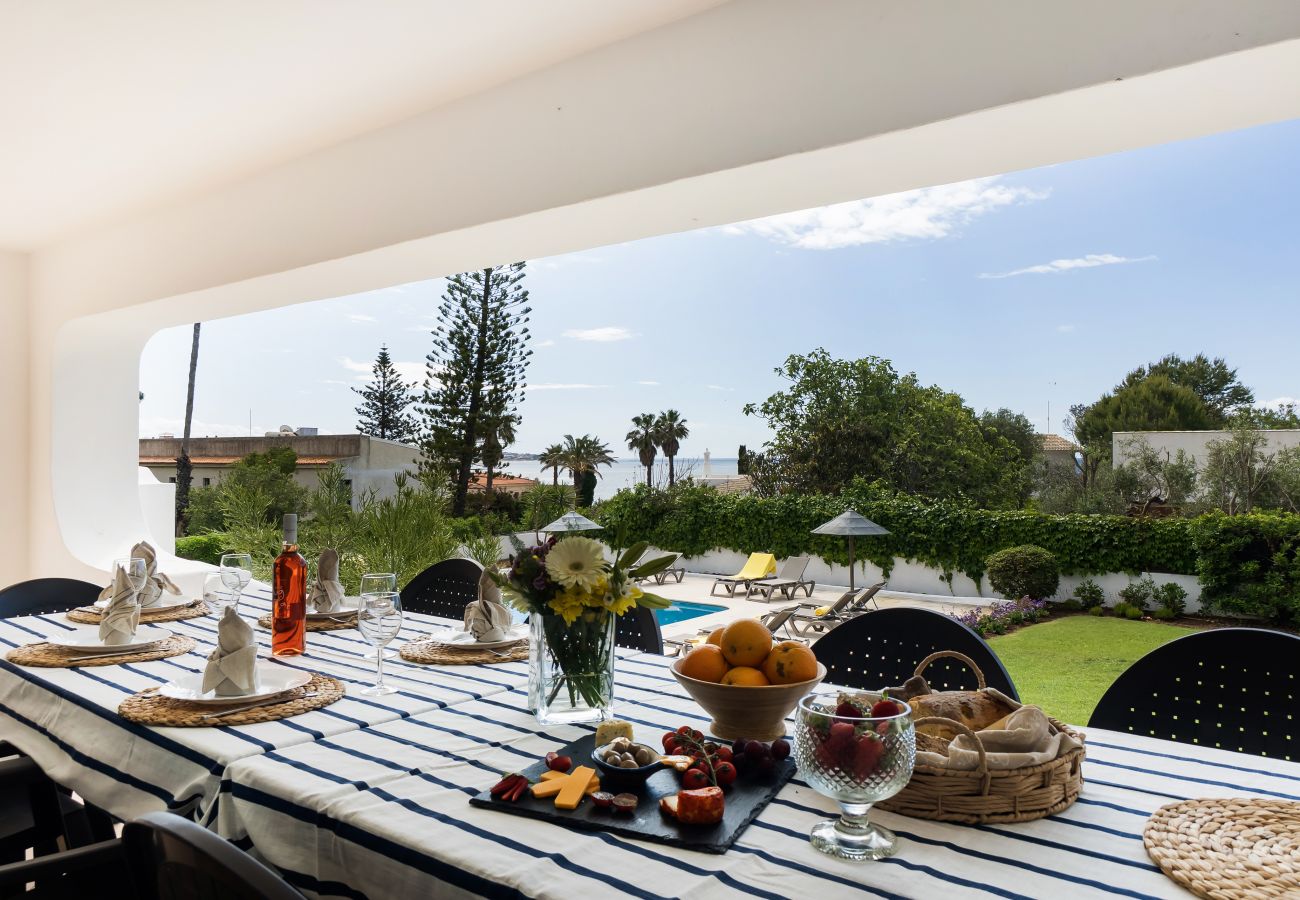 Villa in Armação de Pêra - New Listing | Exclusive Ocean View Villa | 2Min to Beach